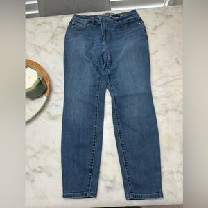 INC Skinny Leg Curvy Fit